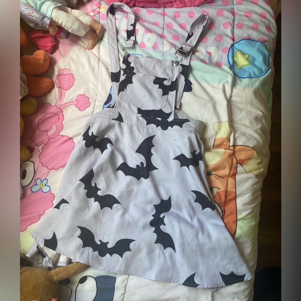 Overall dress w/ bat print